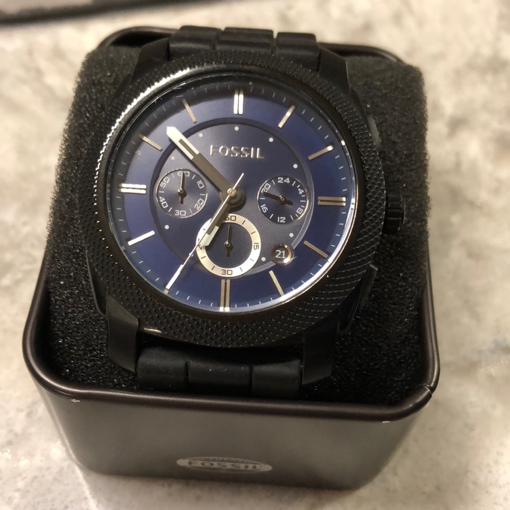 Men’s Fossil Watch - Picture 1 of 2